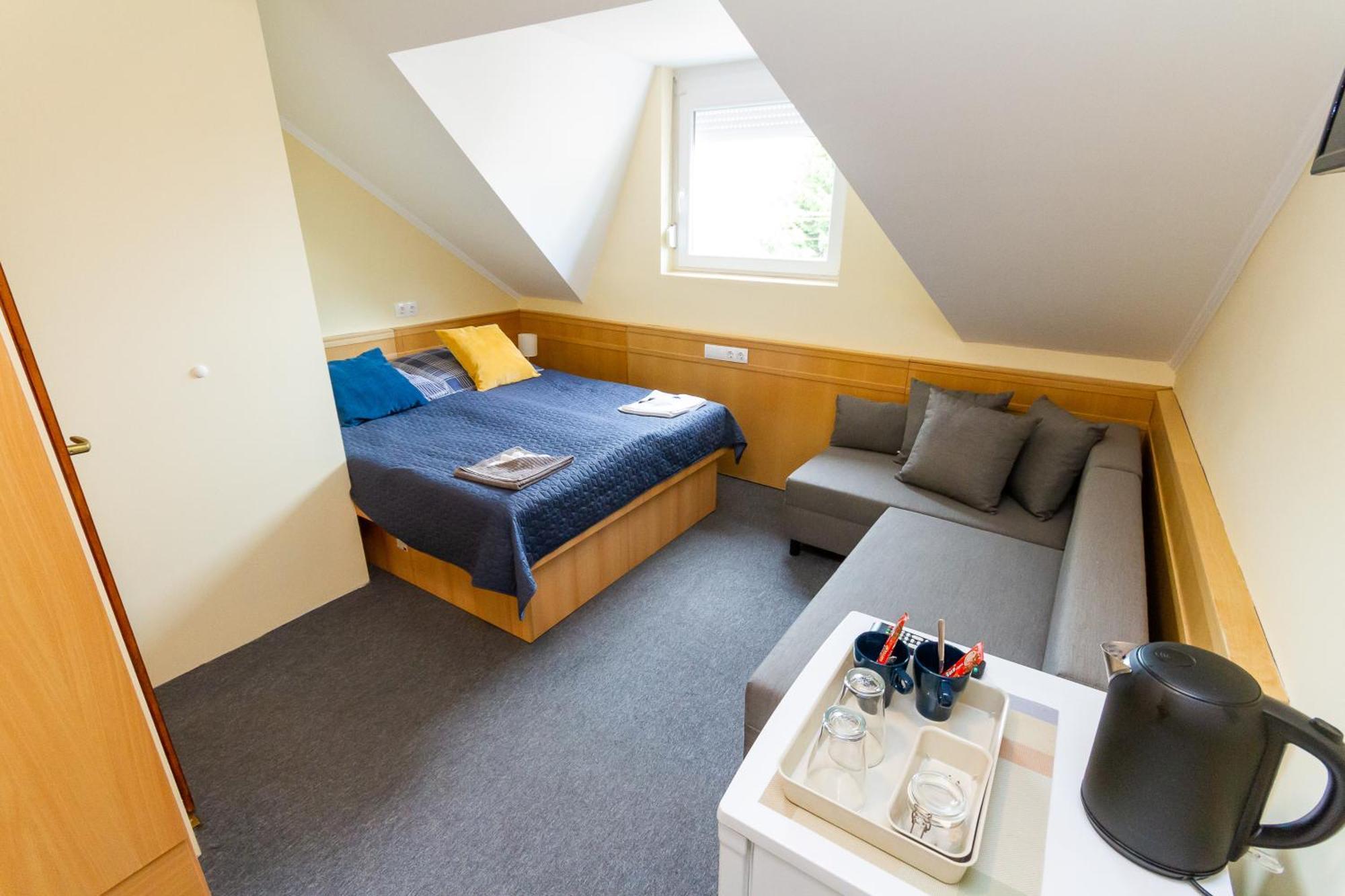 Kati P Vendeghaz Apartment Сиофок Екстериор снимка
