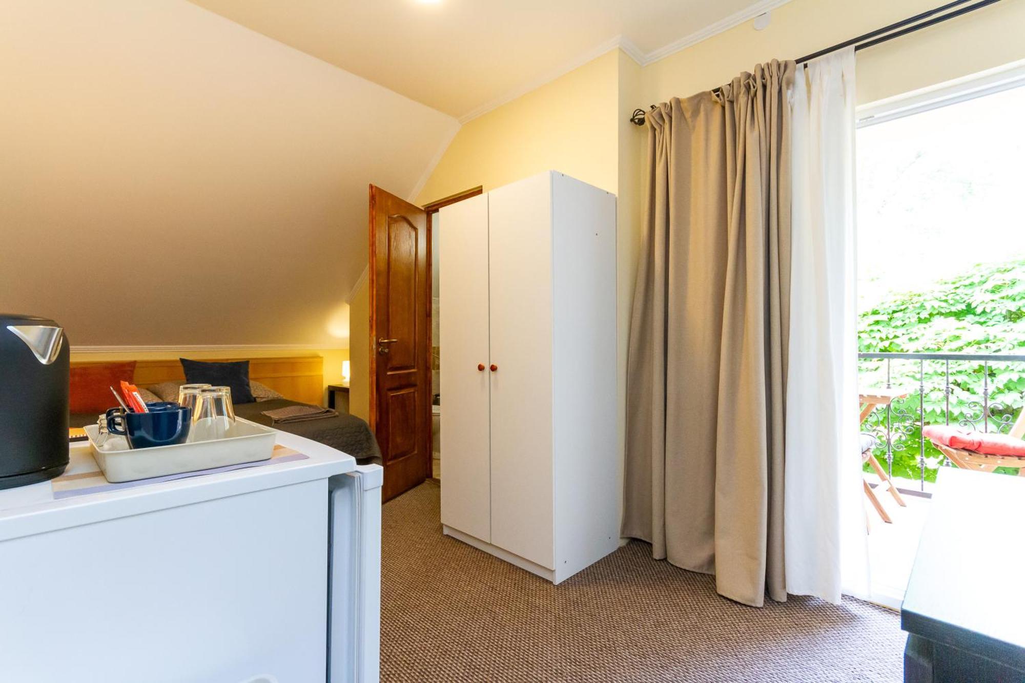 Kati P Vendeghaz Apartment Сиофок Екстериор снимка