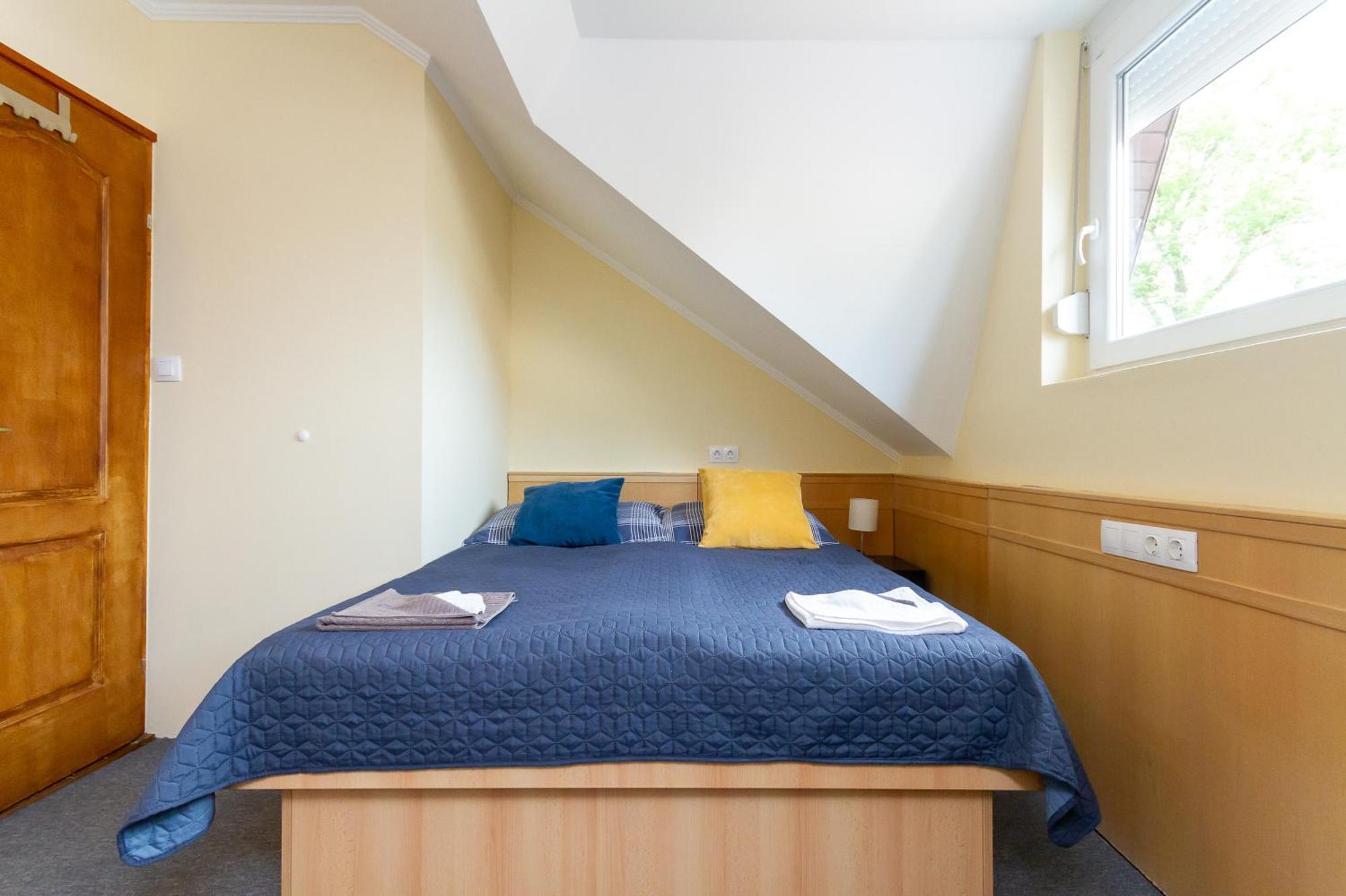 Kati P Vendeghaz Apartment Сиофок Екстериор снимка