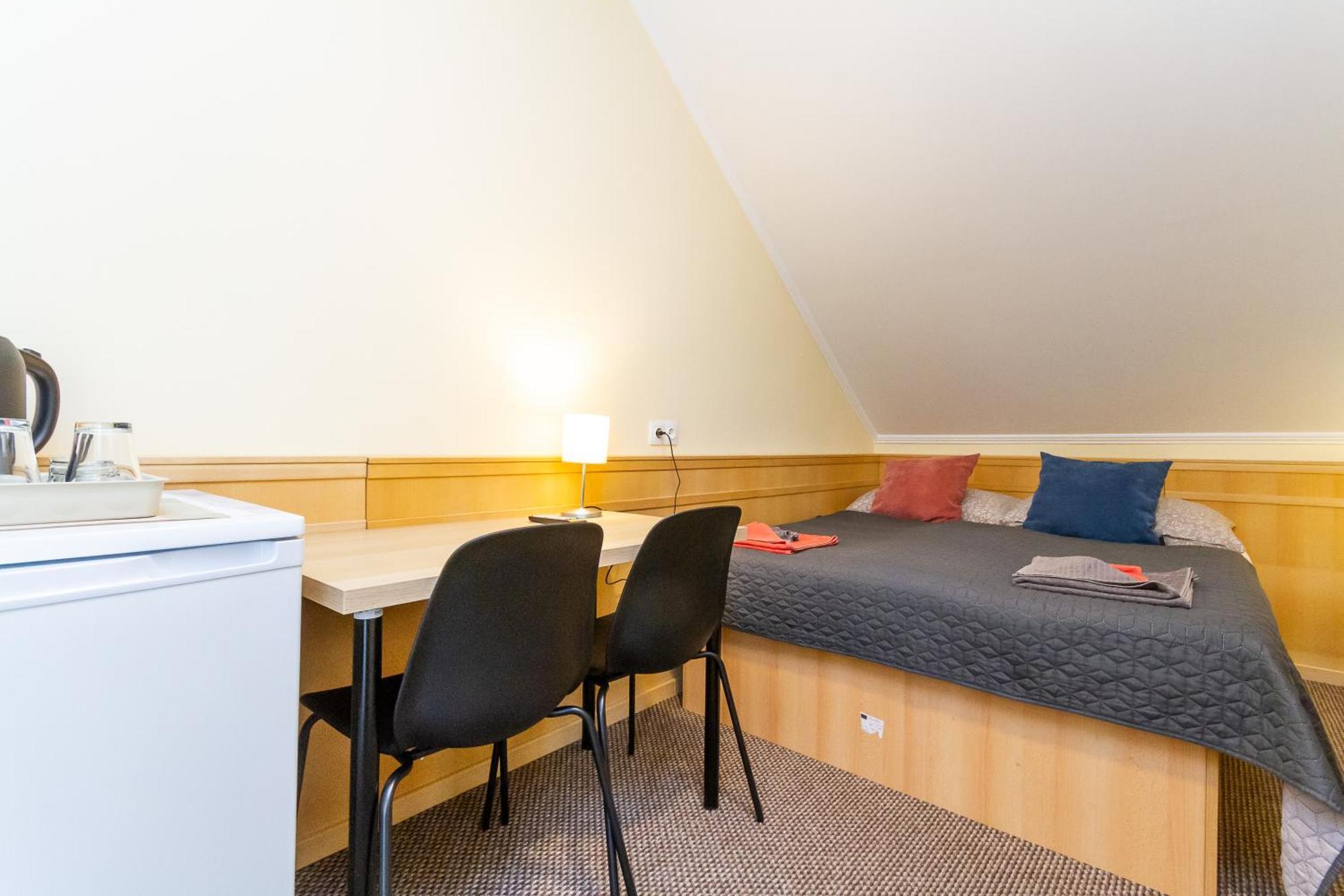 Kati P Vendeghaz Apartment Сиофок Екстериор снимка