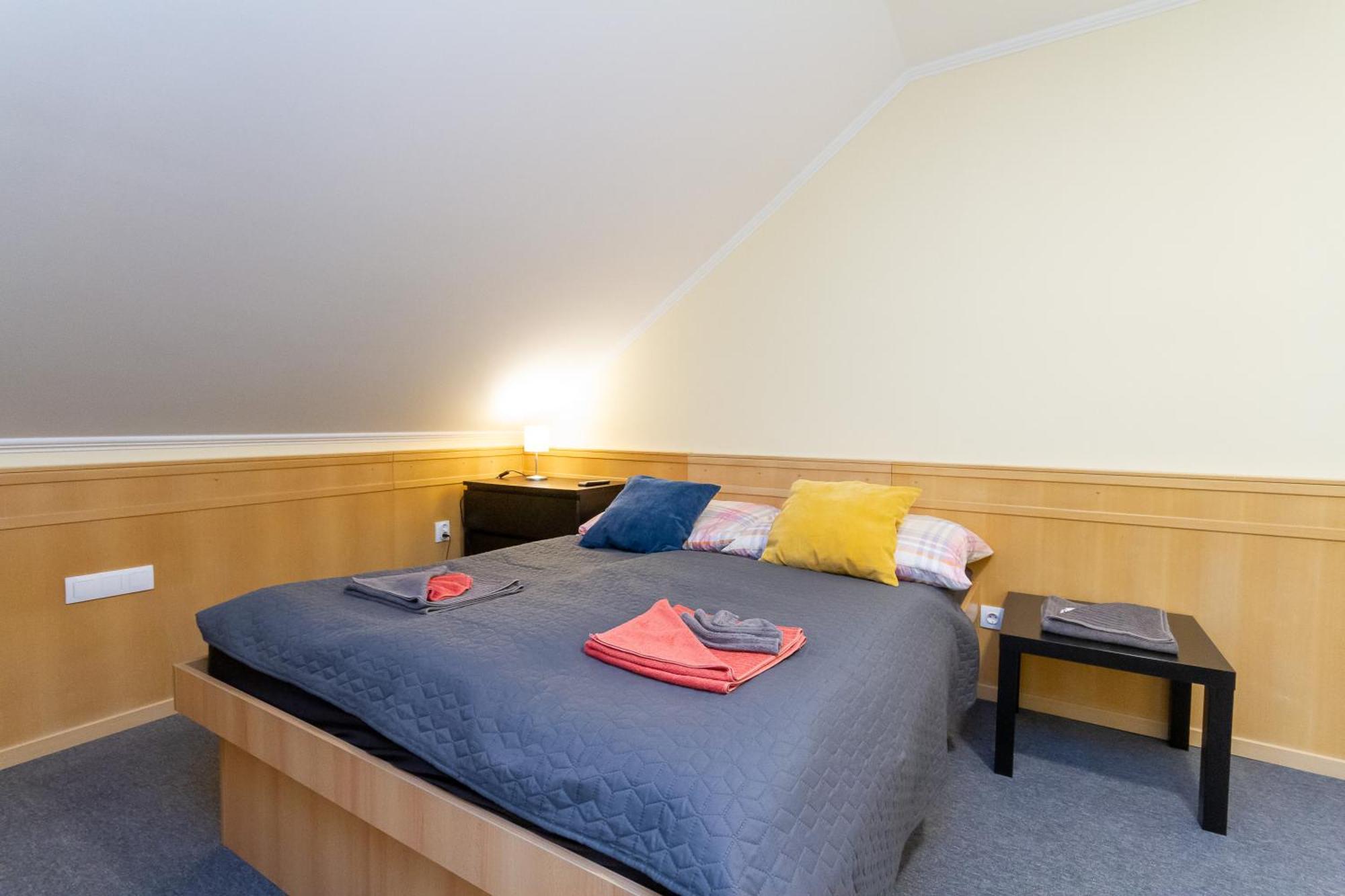 Kati P Vendeghaz Apartment Сиофок Екстериор снимка
