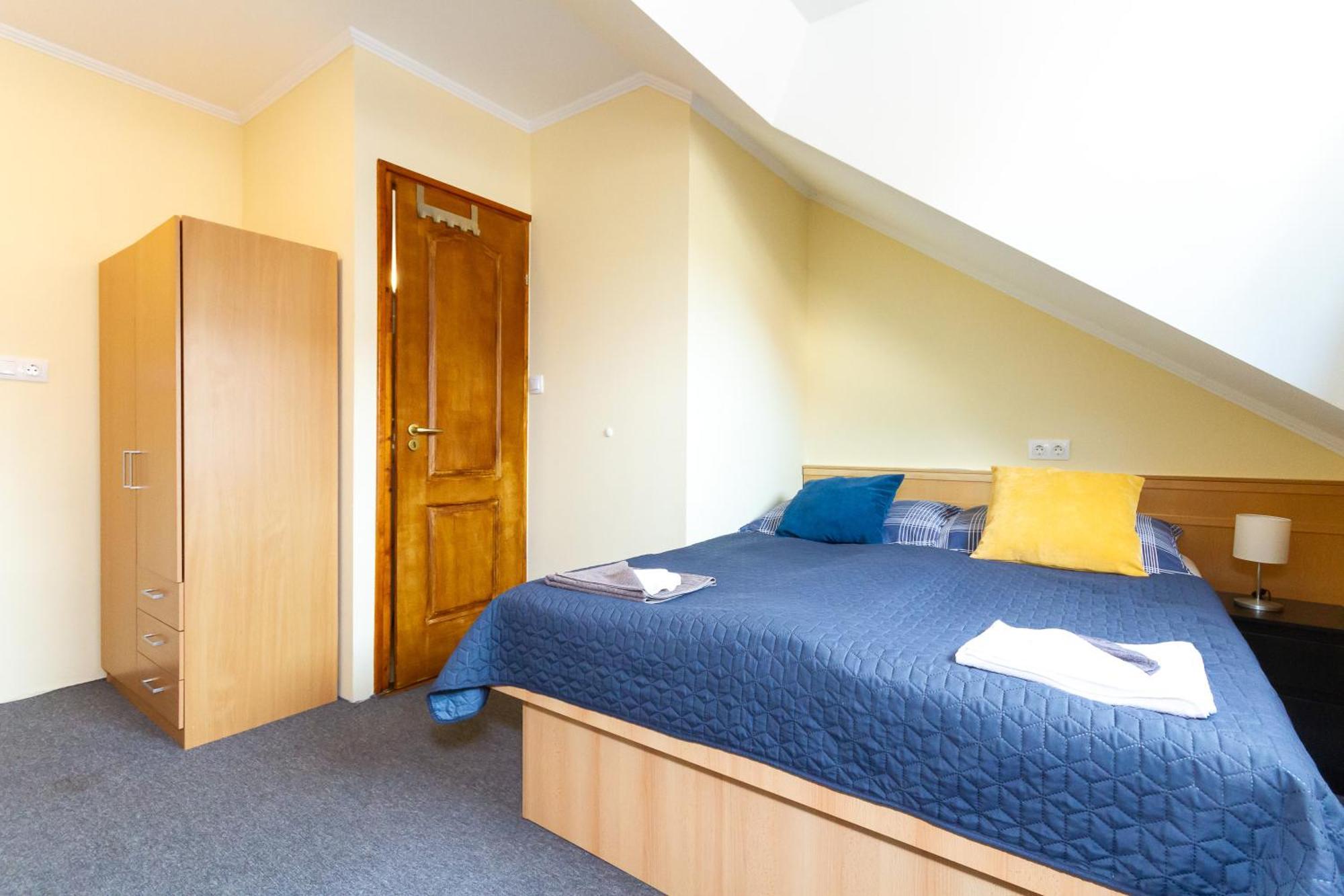 Kati P Vendeghaz Apartment Сиофок Екстериор снимка